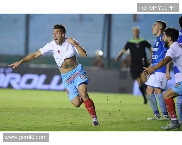 河床与基尔梅斯的精彩对决比分分析与赛后点评